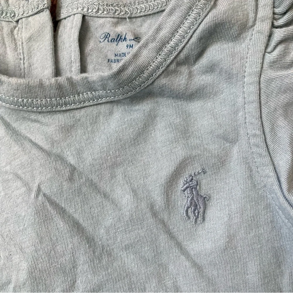 RALPH LAUREN Sleeveless Frilly Shirt Top Size 9 Months Blueish Gray